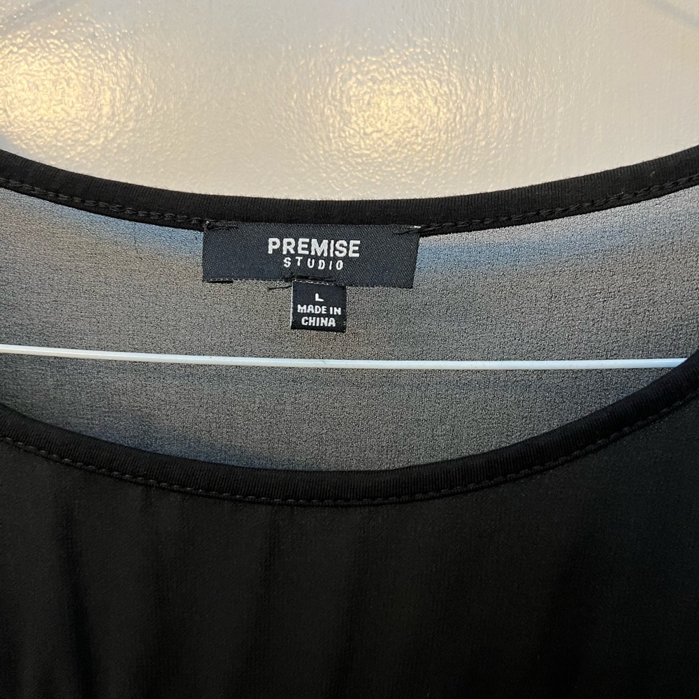 Premise Studio Top - Picture 5 of 5